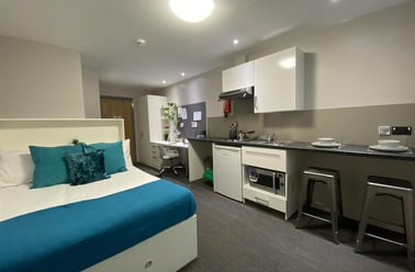College Square East, Holylands, Belfast - Image 3